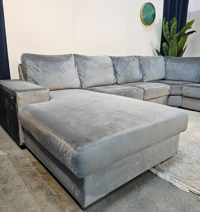Hoekbank Zilver Velvet | Ruim en Elegant - Gereinigd