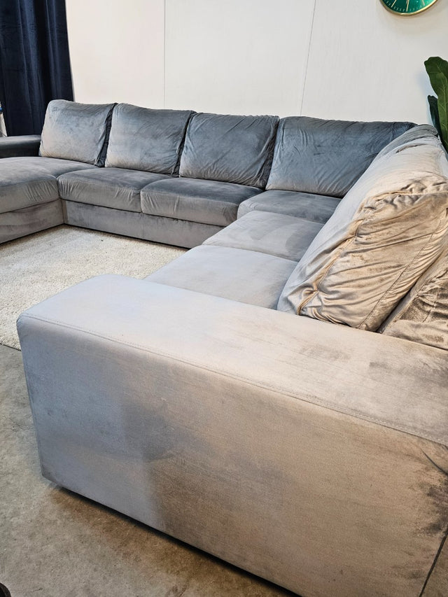 Hoekbank Zilver Velvet | Ruim en Elegant - Gereinigd