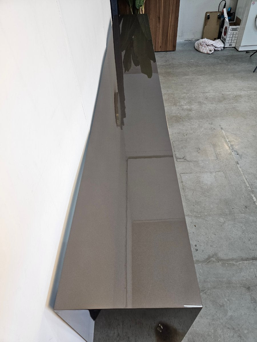 Eric Kuster Sidetable Hoogglans Taupe Origineel