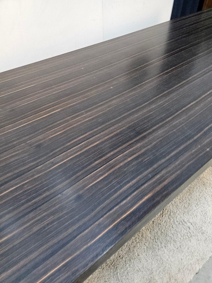 Royale Eettafel Eric Kuster Donkerbruin + Gratis Stoelen